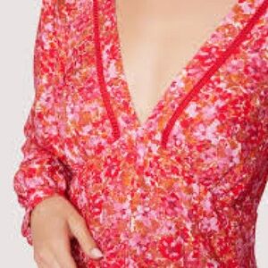 Lost + Wander Petal Patch pink tan floral top size large.